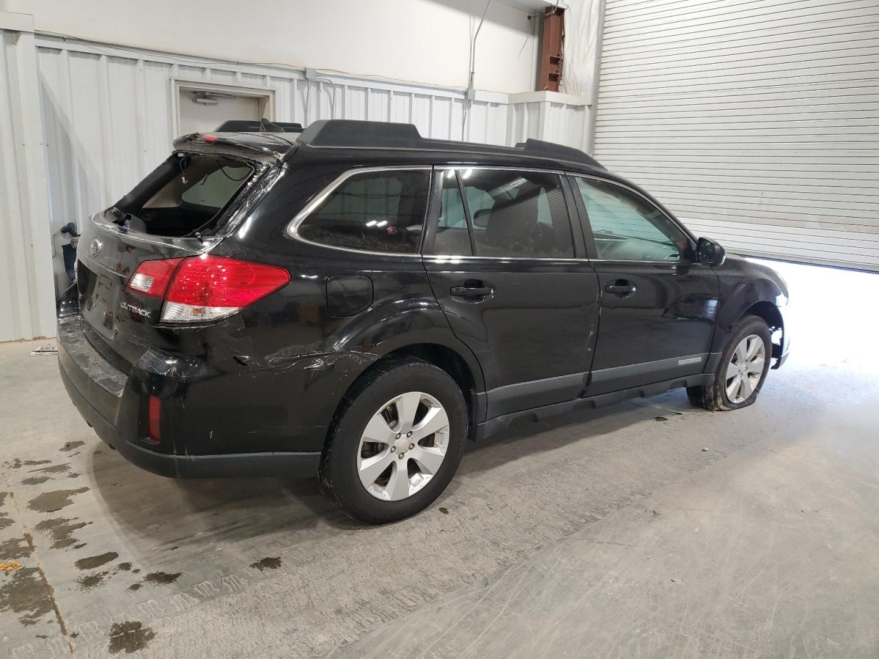 2011 Subaru Outback - Image 3