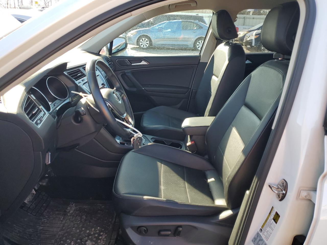 2018 Volkswagen Tiguan - Image 7