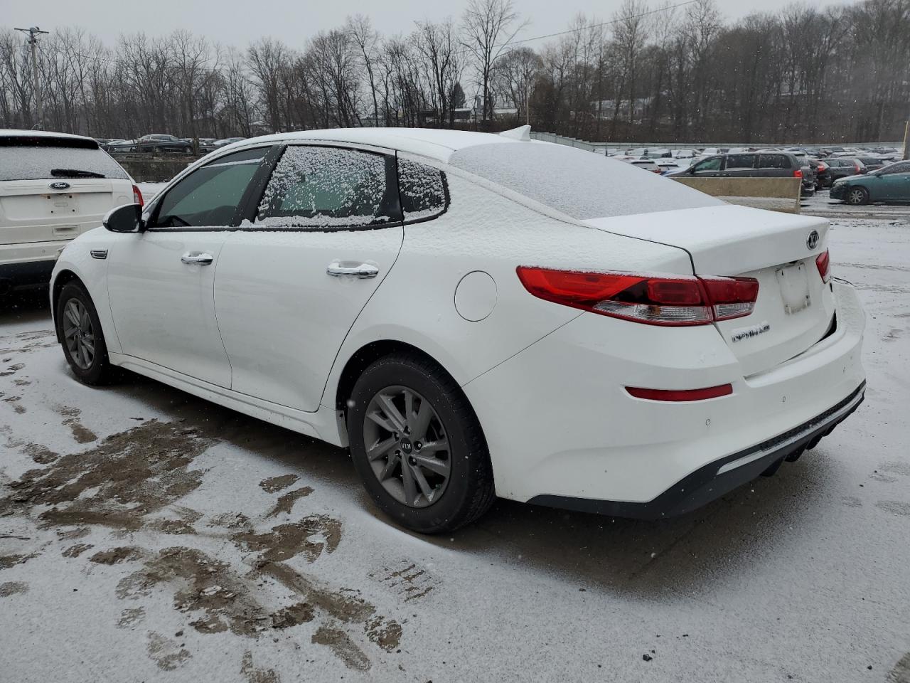 VIN 5XXGT4L31KG283951 2019 KIA OPTIMA no.2