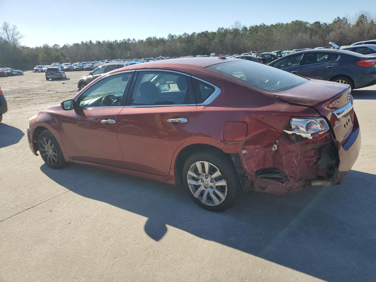 2015 Nissan Altima - Image 2