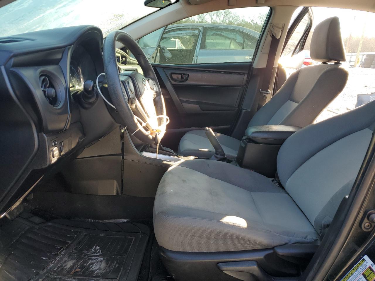 2018 Toyota Corolla - Image 7