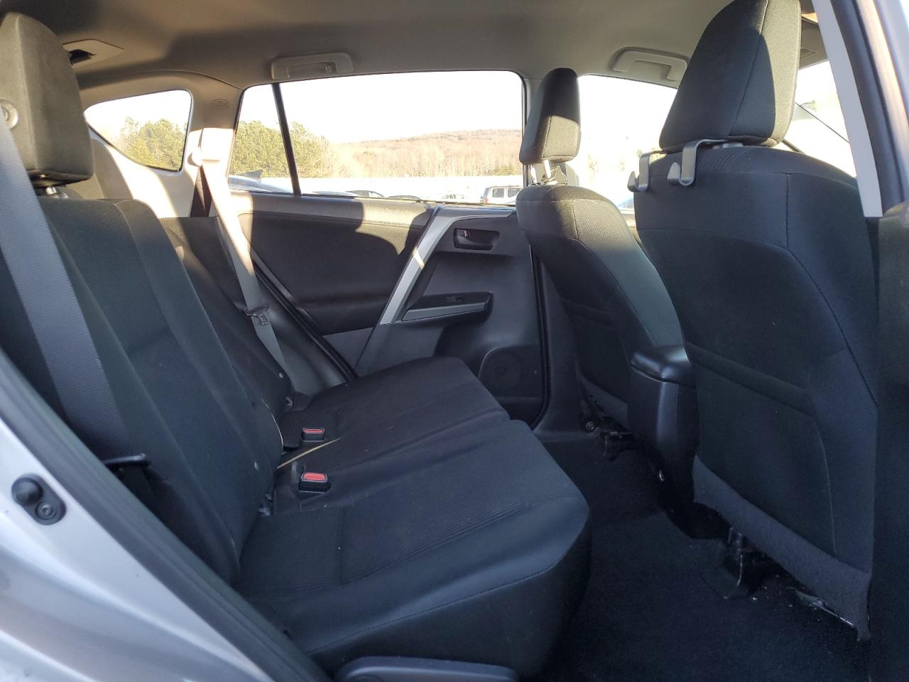2017 Toyota RAV 4 - Image 11