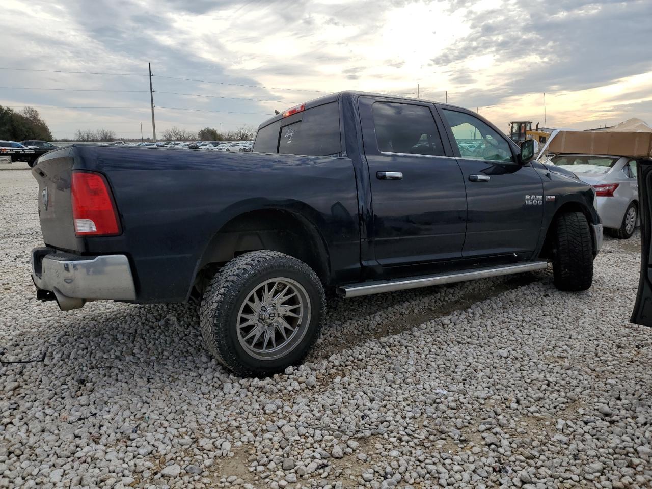 2018 RAM 1500 - Image 3