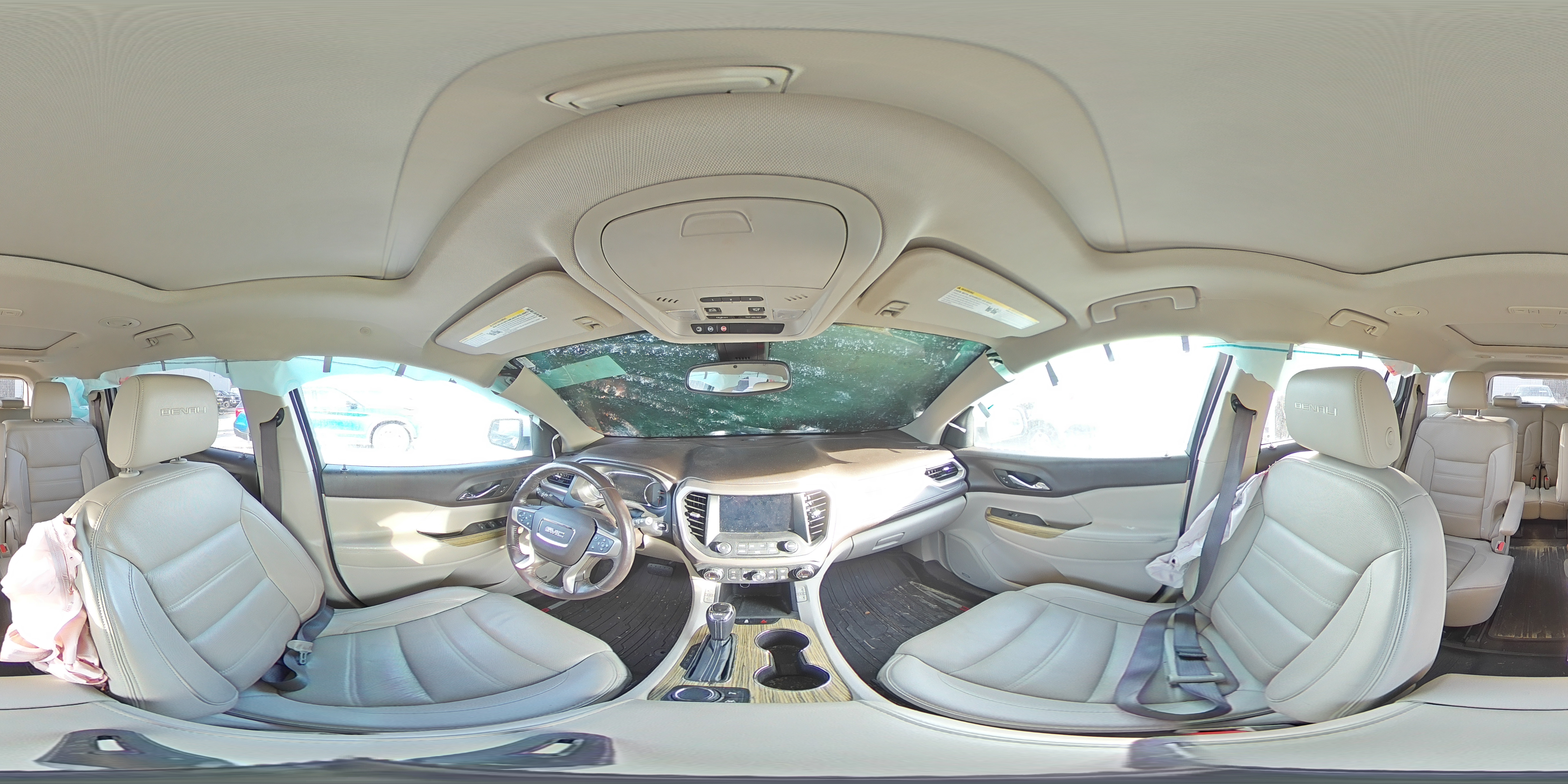 2018 GMC Acadia - Image 13
