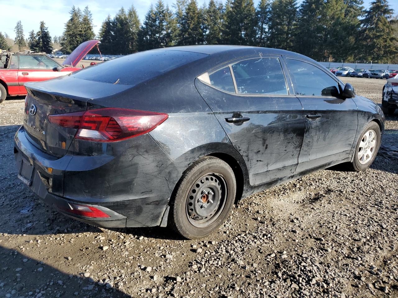 2020 Hyundai Elantra - Image 3