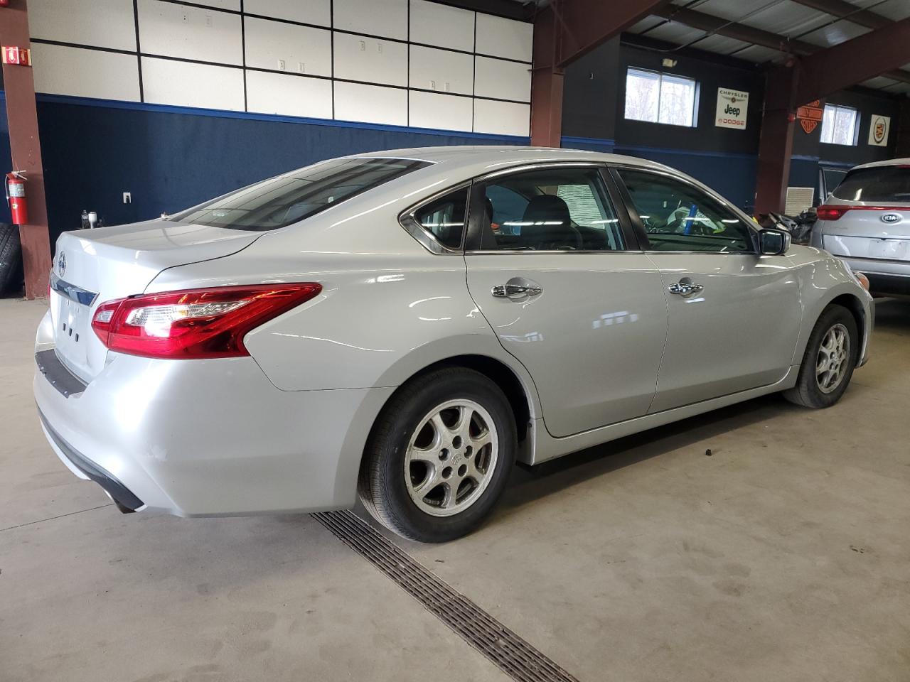 VIN 1N4AL3AP2HN345463 2017 NISSAN ALTIMA no.3