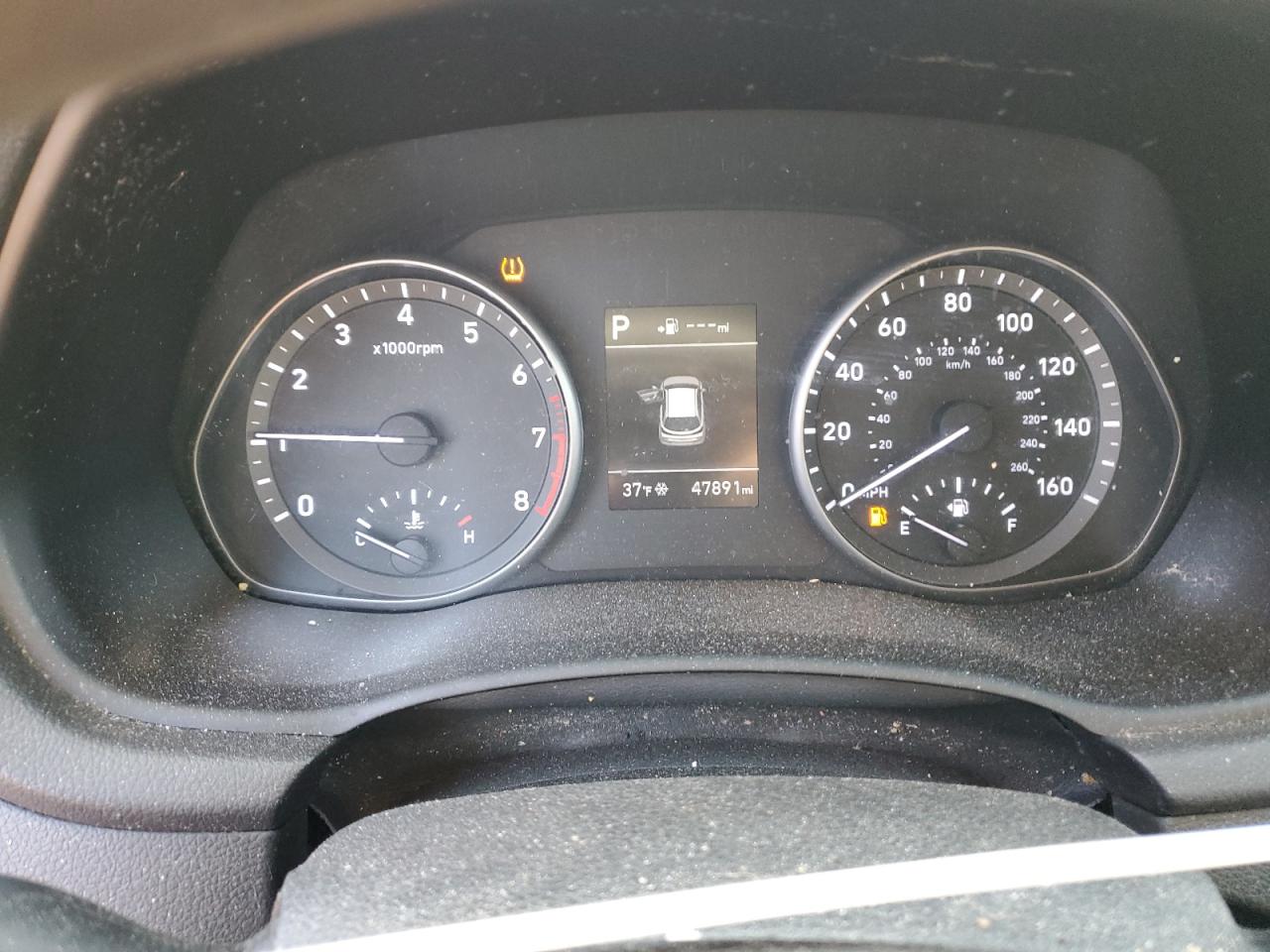 2018 Hyundai Elantra - Image 9