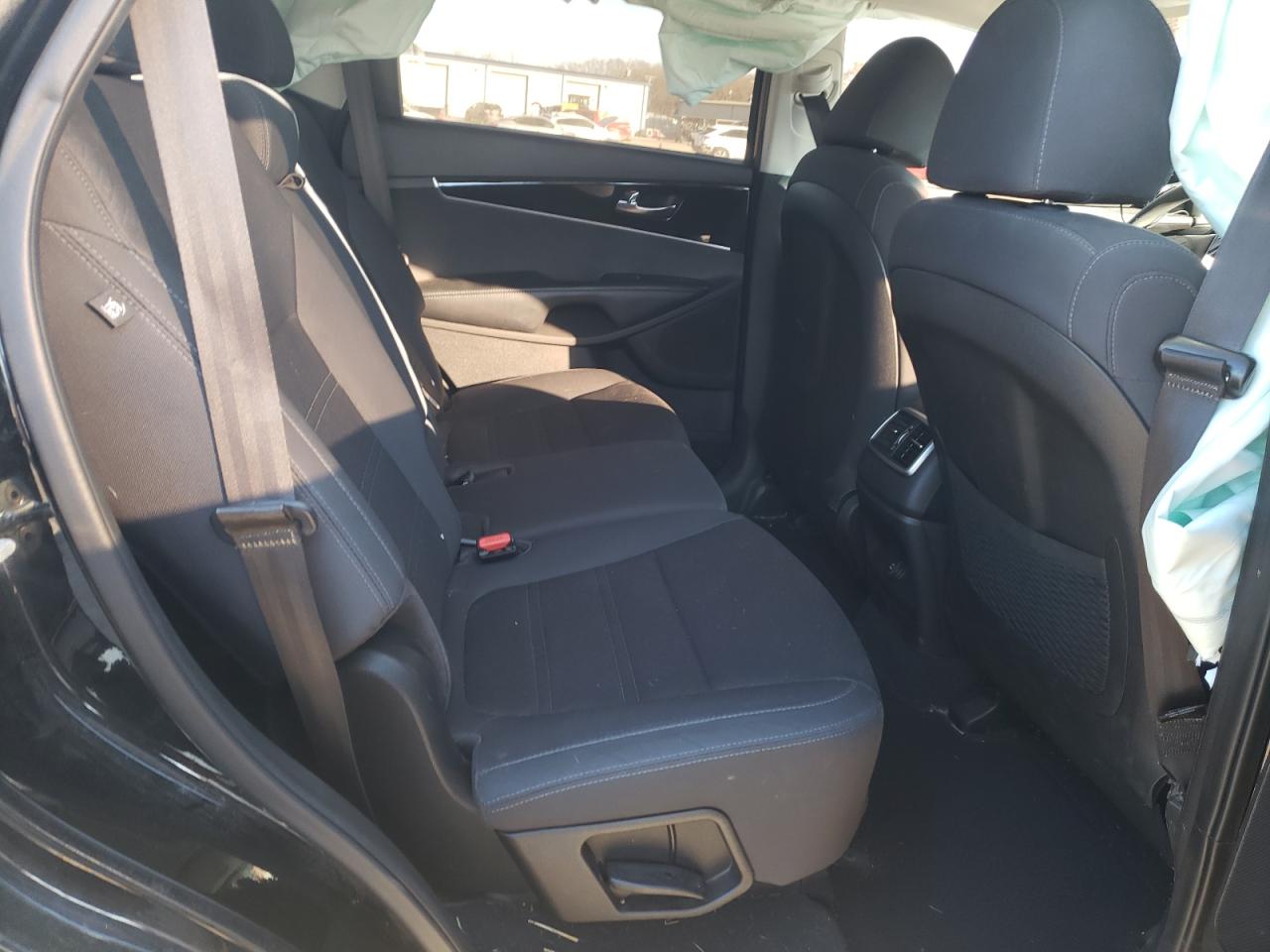 2019 Kia Sorento - Image 10
