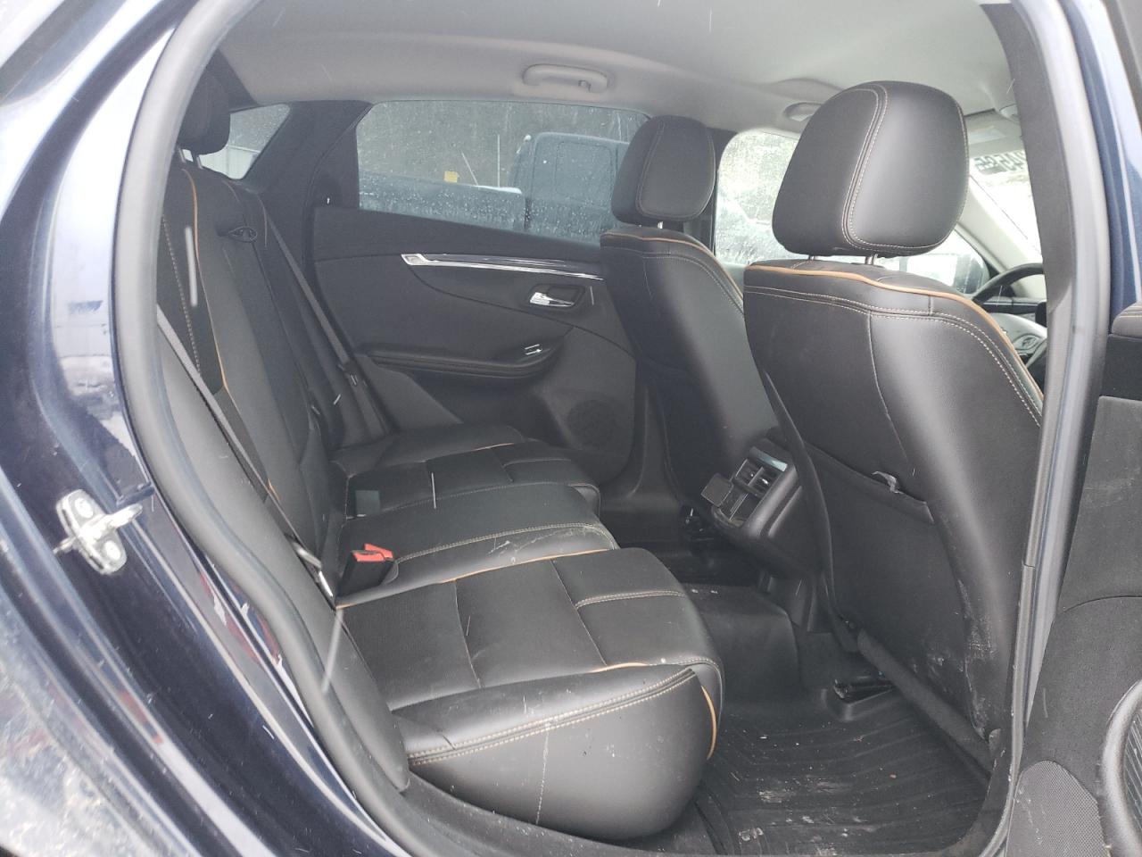 2018 Chevrolet Impala - Image 10