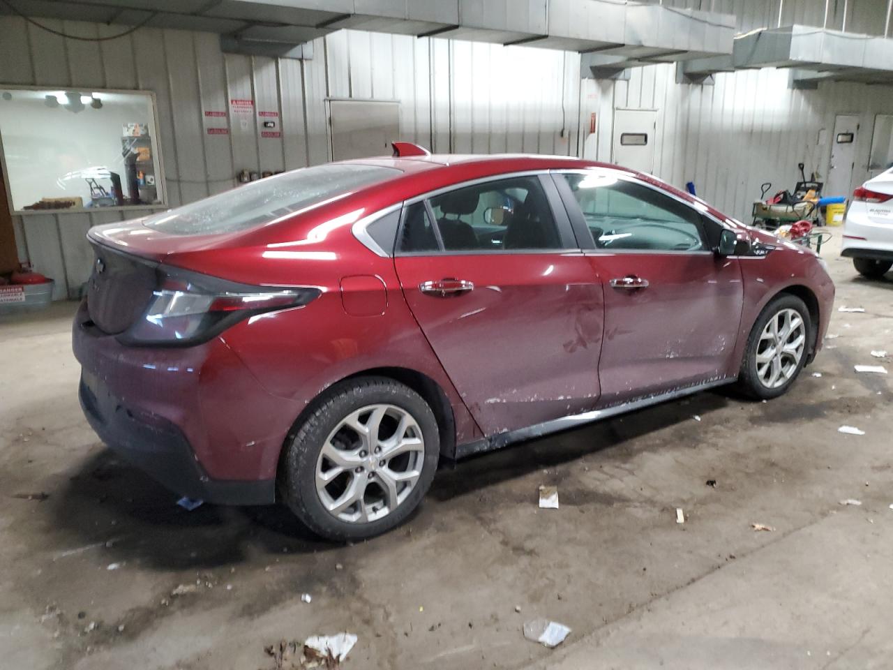 2017 Chevrolet Volt - Image 3