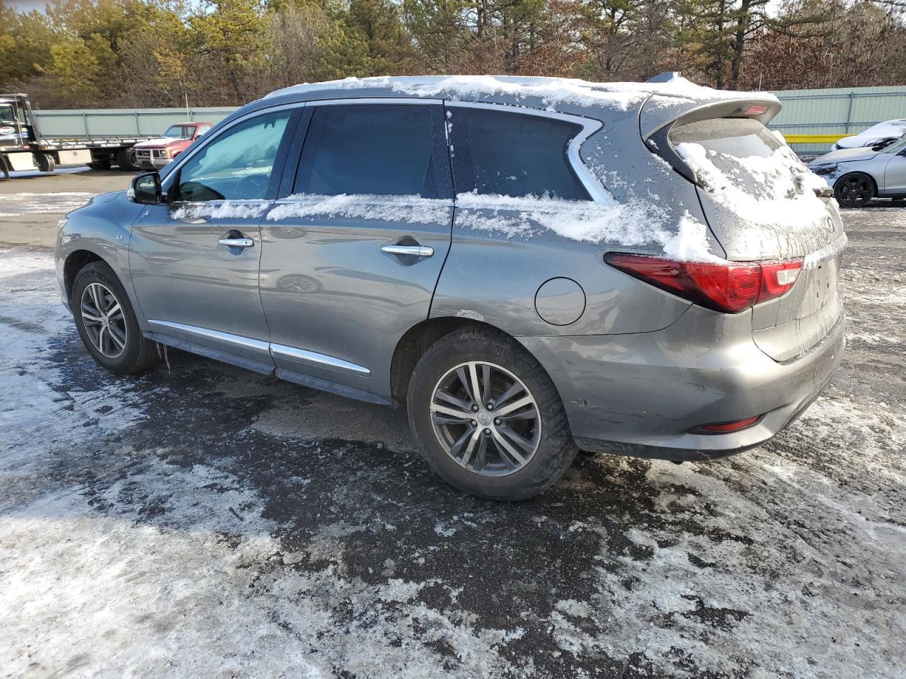 2017 Infiniti QX60 - Image 2
