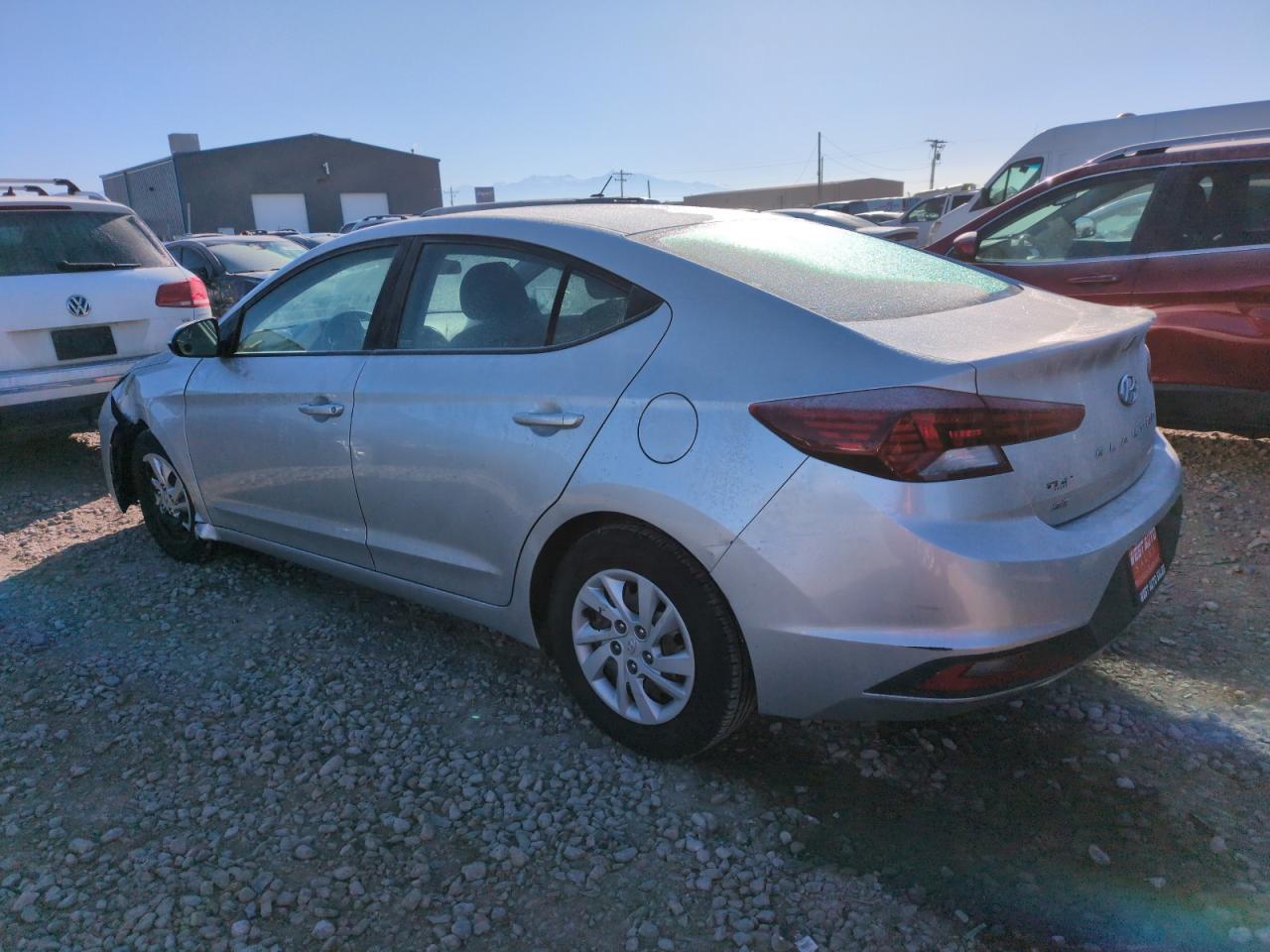 2019 Hyundai Elantra - Image 2