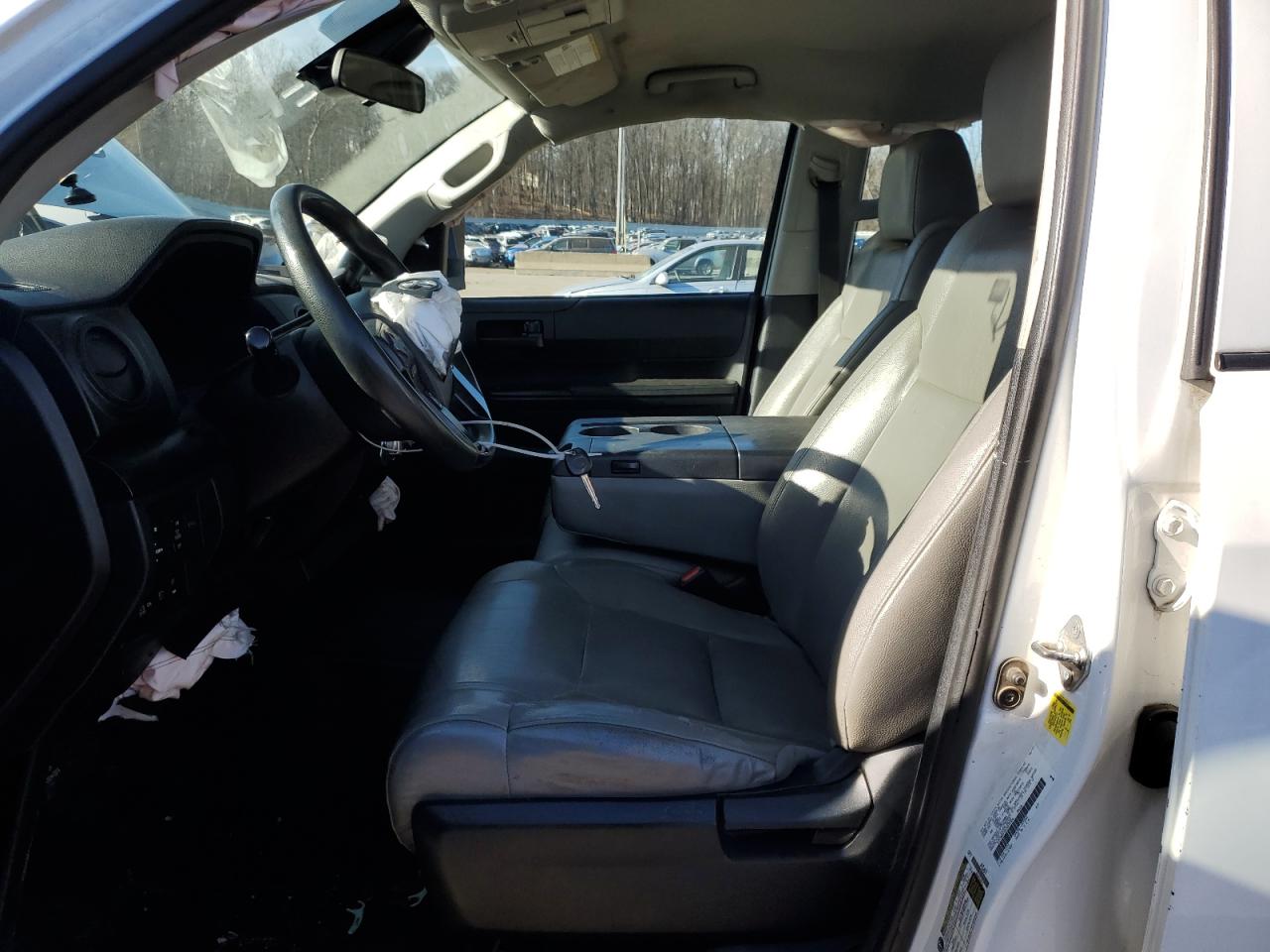 2018 Toyota Tundra - Image 7