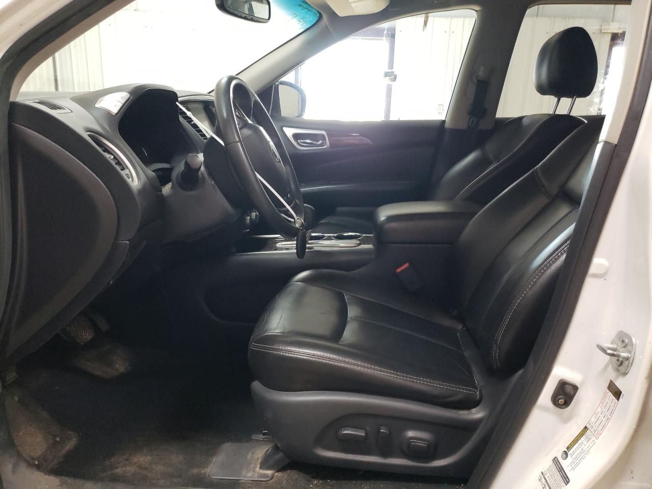 2014 Nissan Pathfinder - Image 7