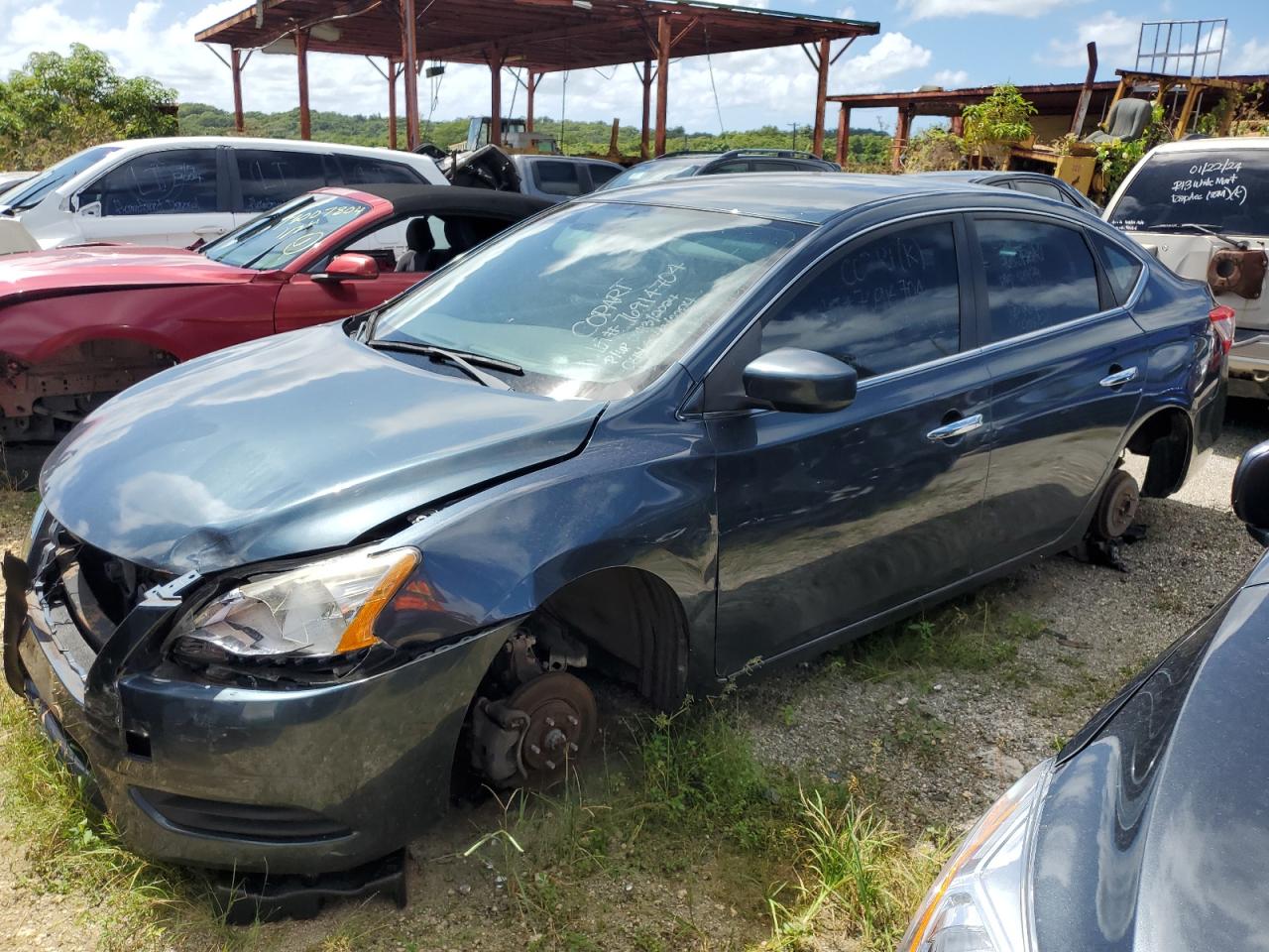 2014 Nissan Sentra S იყიდება Kapolei-ში, HI - Front End