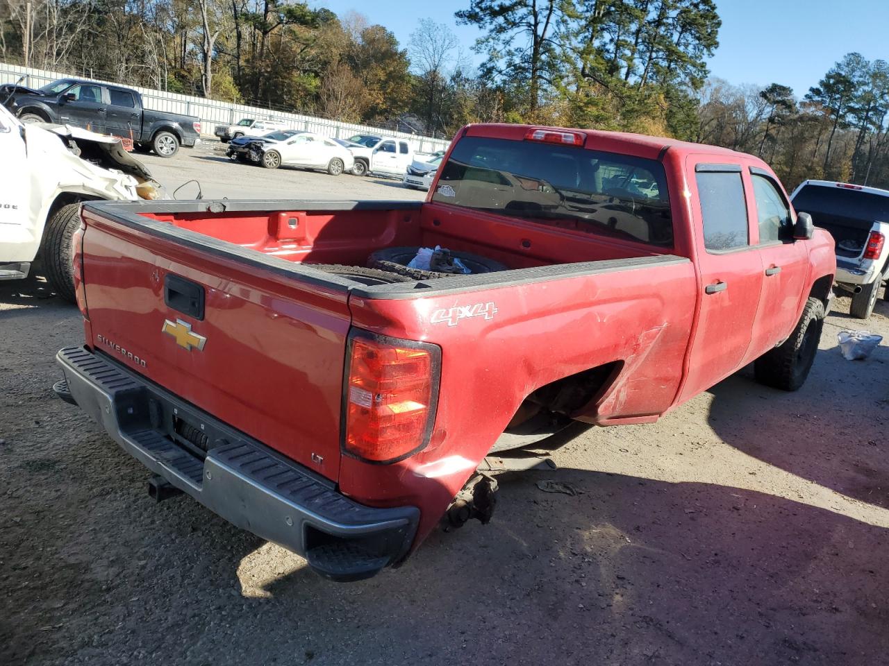 2014 Chevrolet Silverado - Image 3