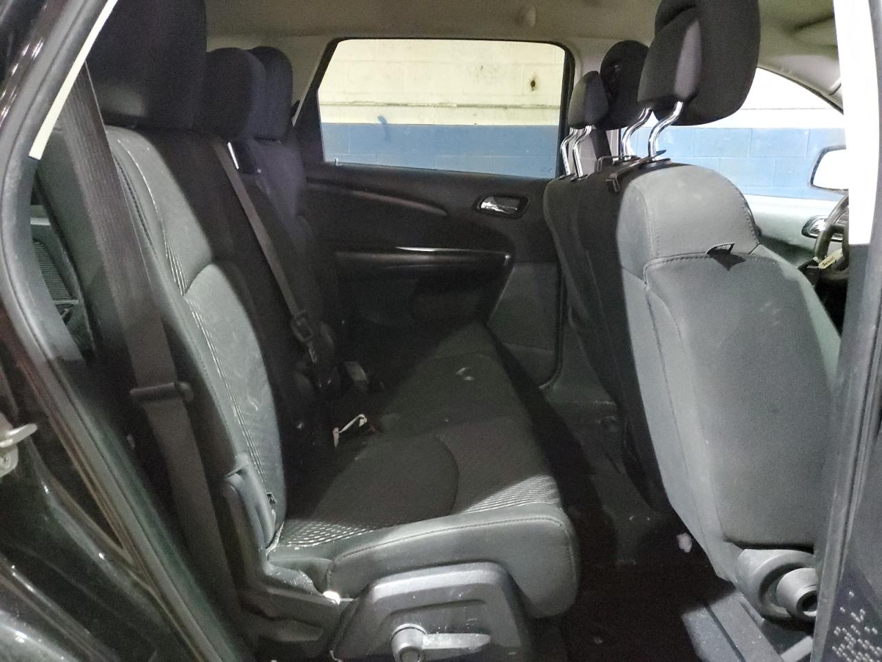 2011 Dodge Journey - Image 11