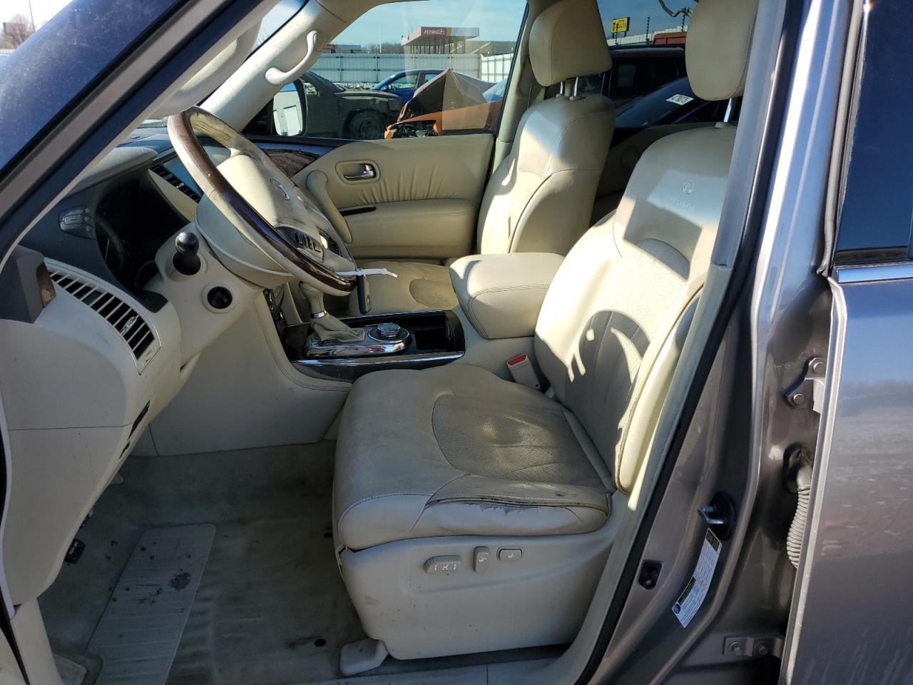 2012 Infiniti QX56 - Image 7