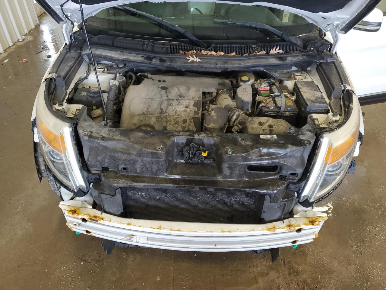 2011 Ford Explorer - Image 12