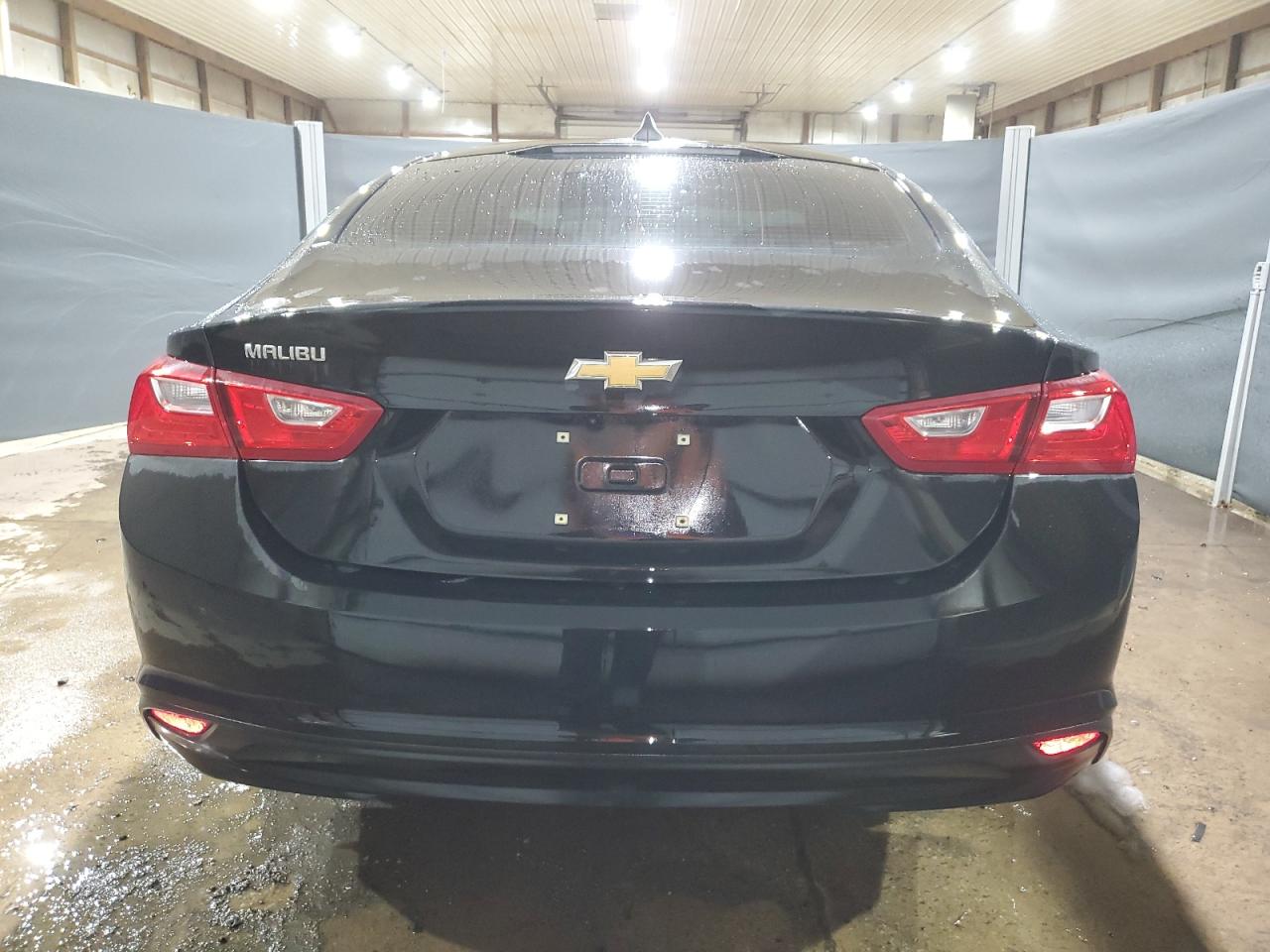 2020 Chevrolet Malibu - Image 6