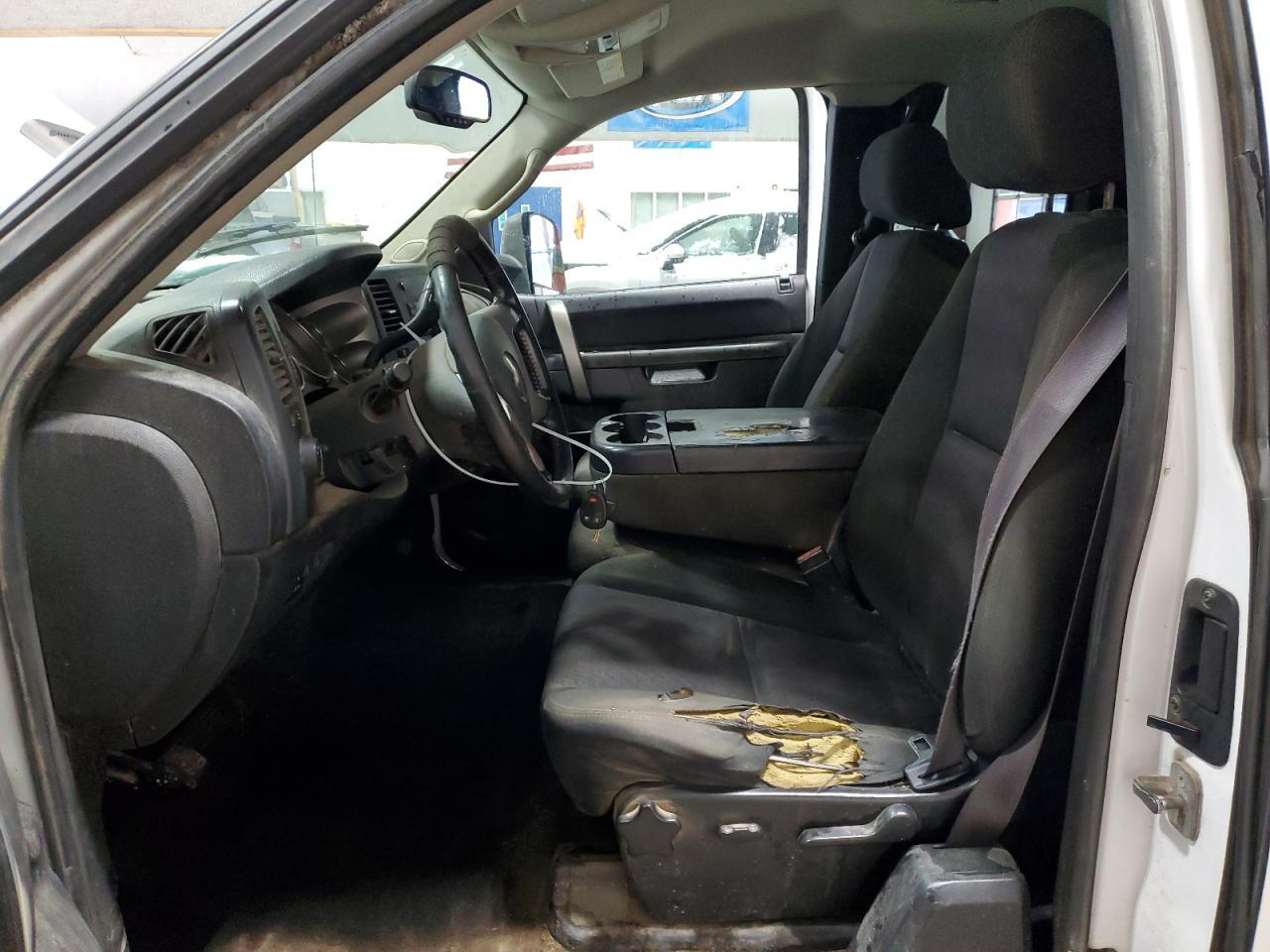 2011 Chevrolet Silverado - Image 7