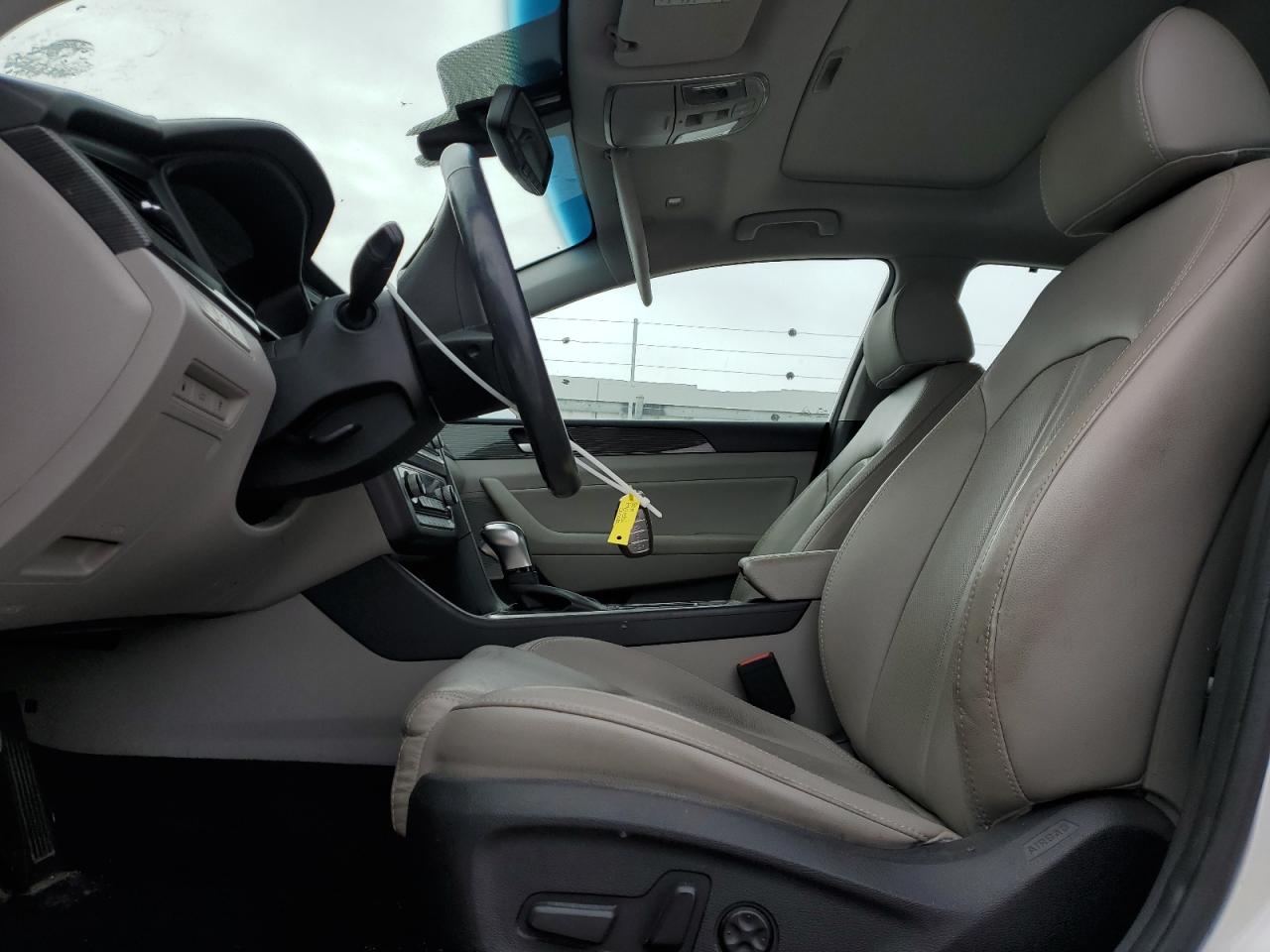 2018 Hyundai Sonata - Image 7