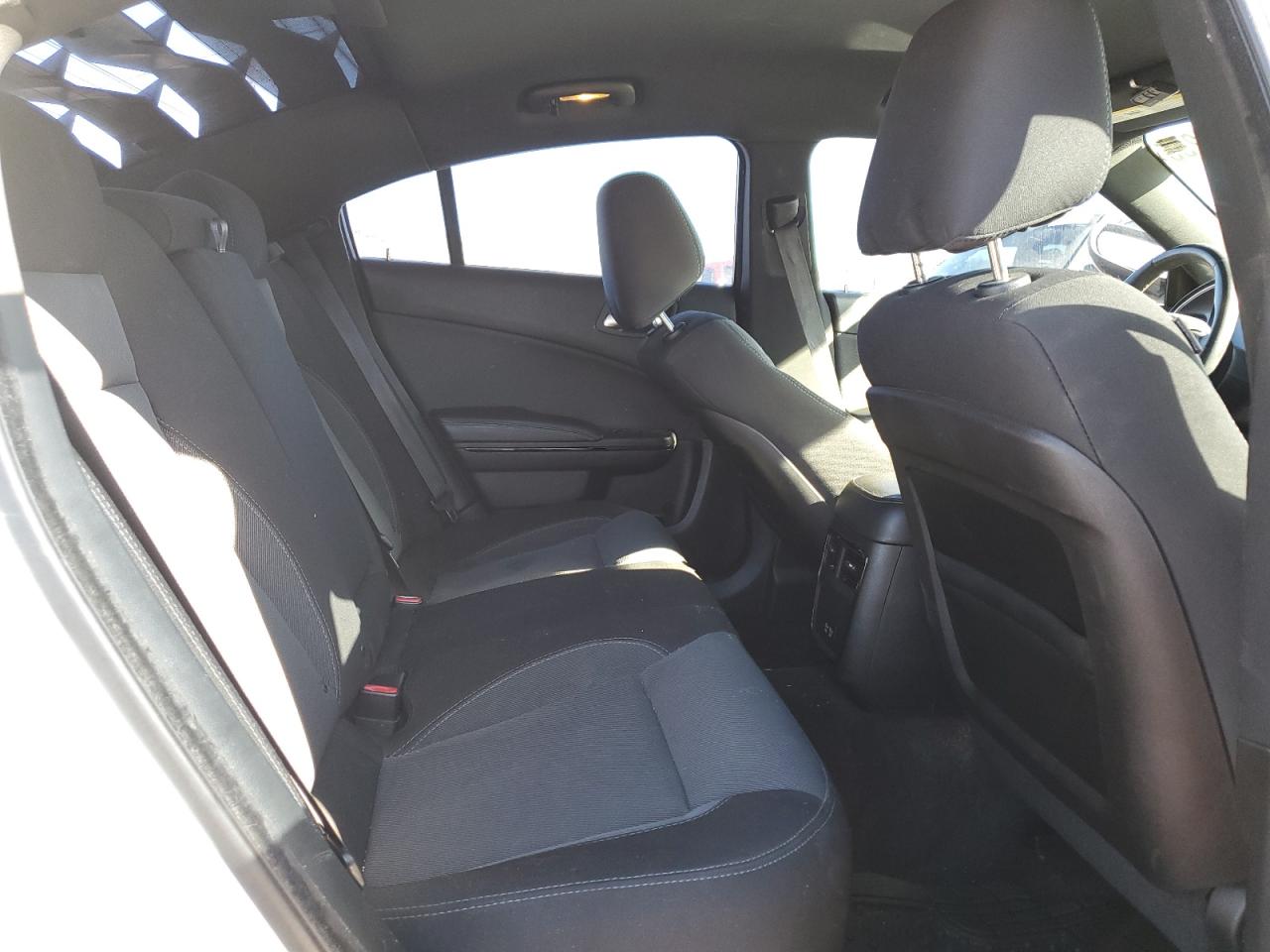 2016 Dodge Charger - Image 10