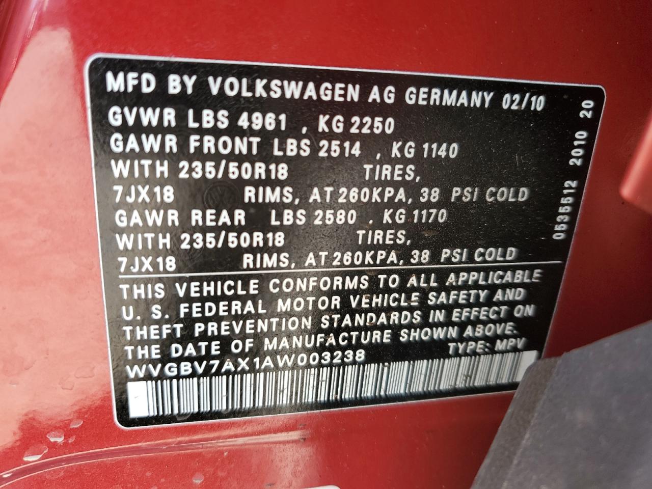 2010 Volkswagen Tiguan - Image 16
