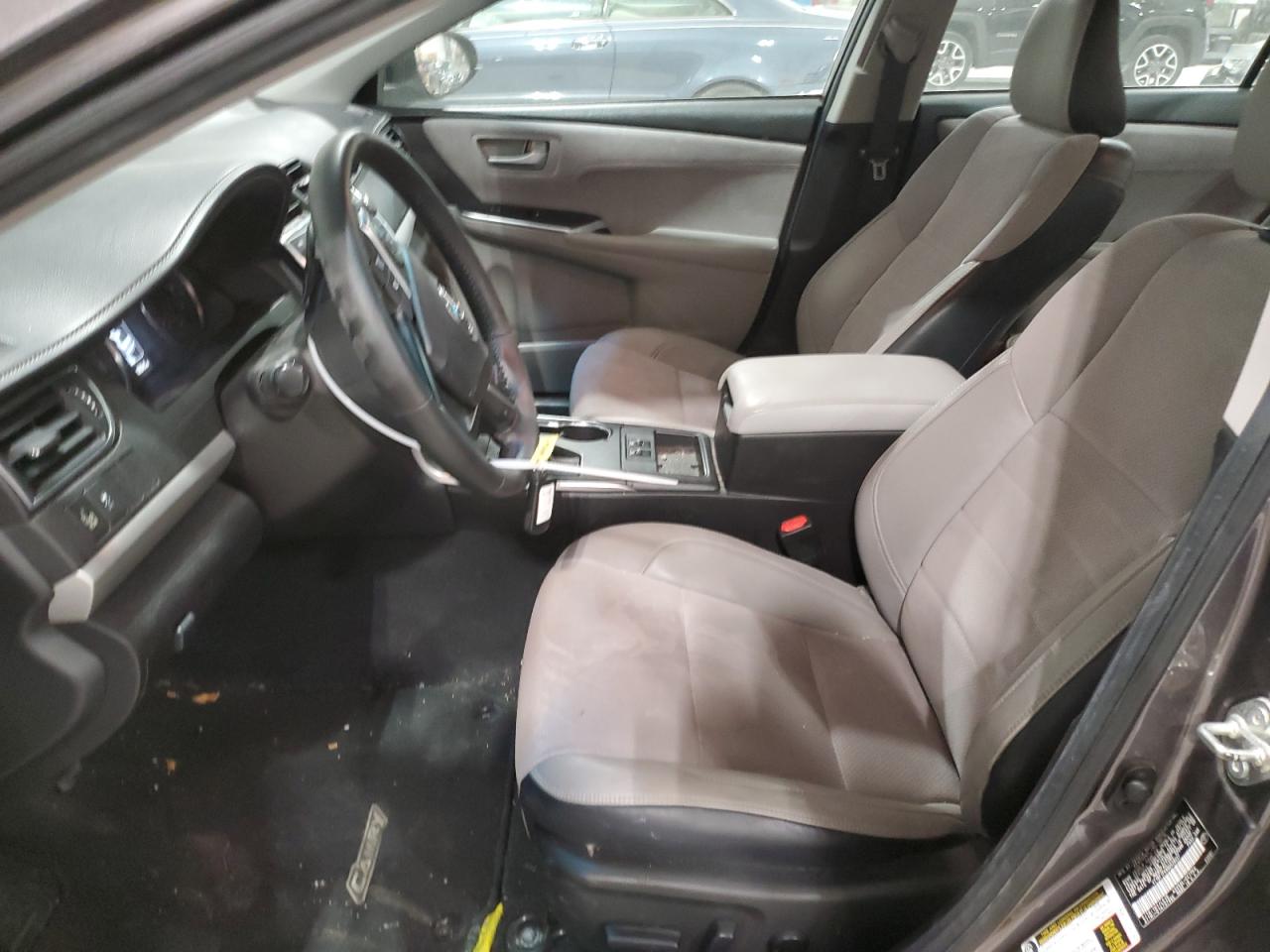 2016 Toyota Camry - Image 7