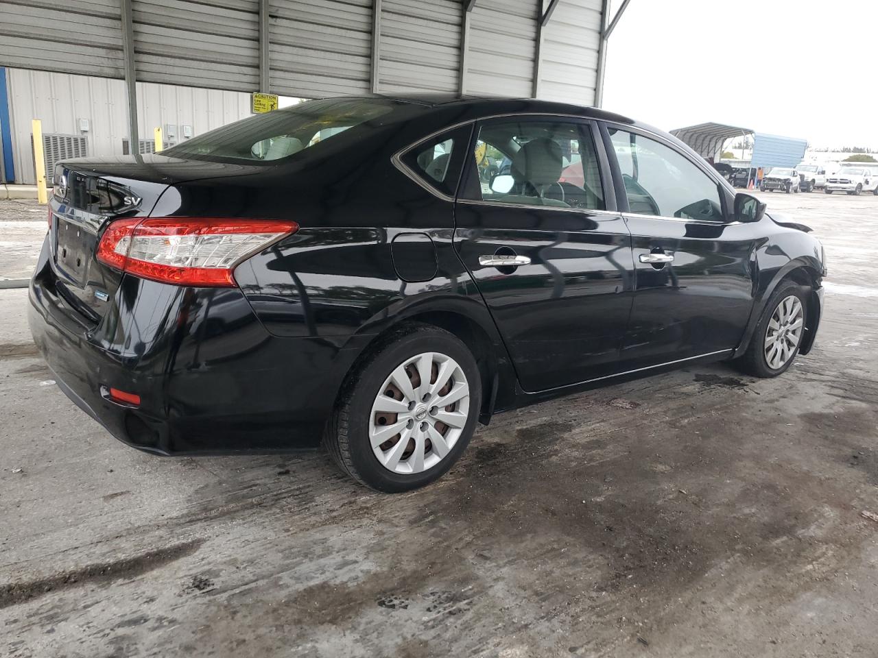 2013 Nissan Sentra - Image 3