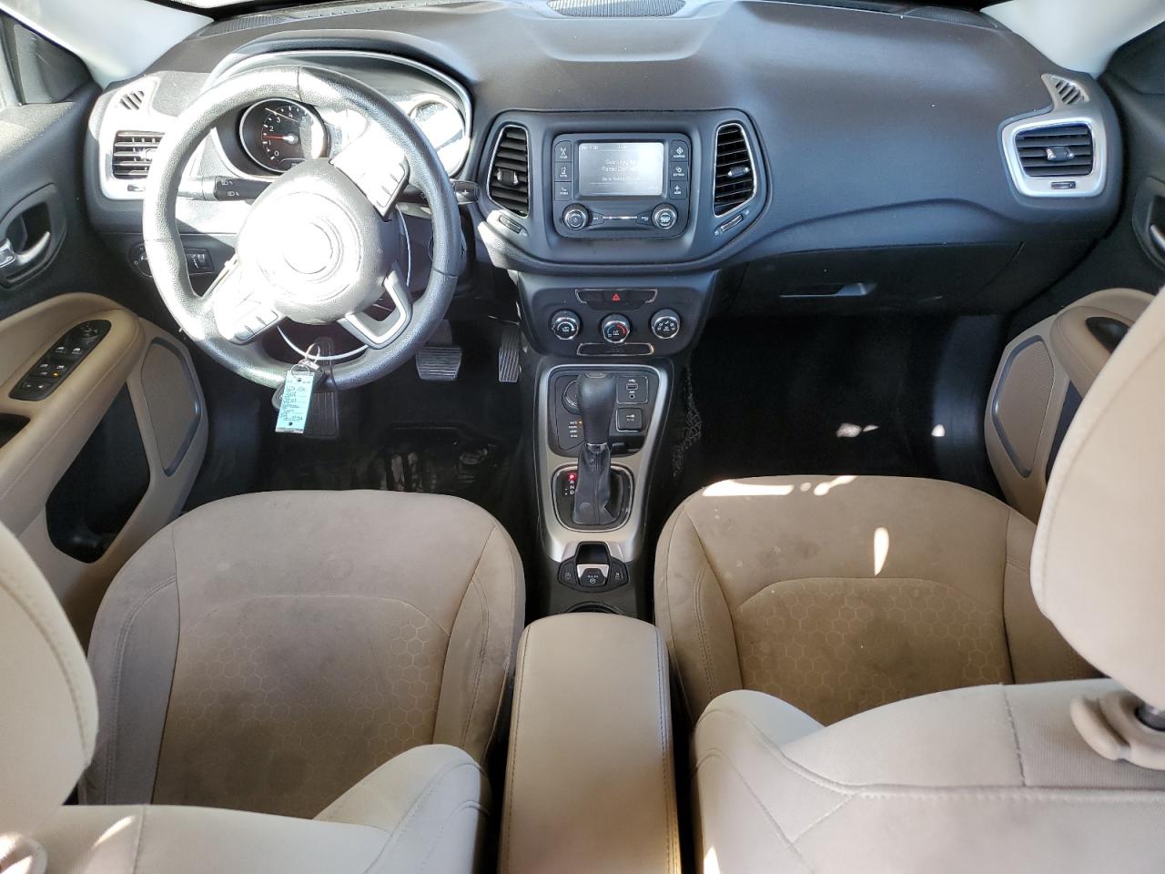 2018 Jeep Compass - Image 8