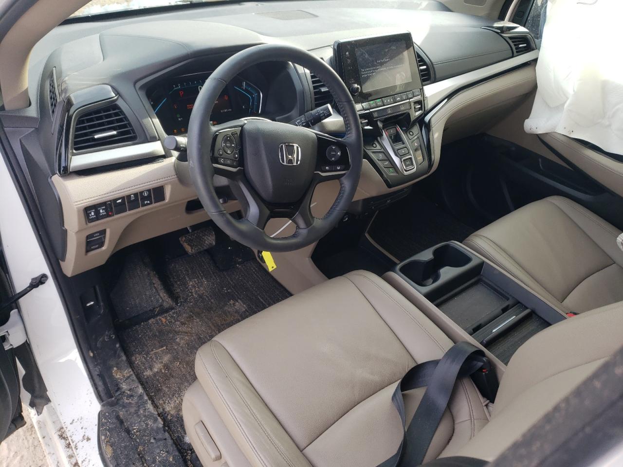 2022 Honda Odyssey - Image 8