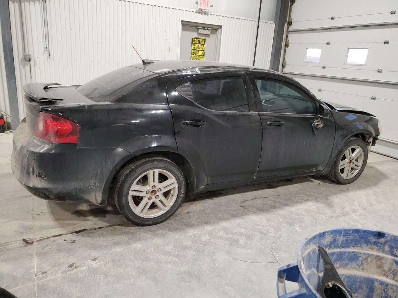 2013 Dodge Avenger - Image 3