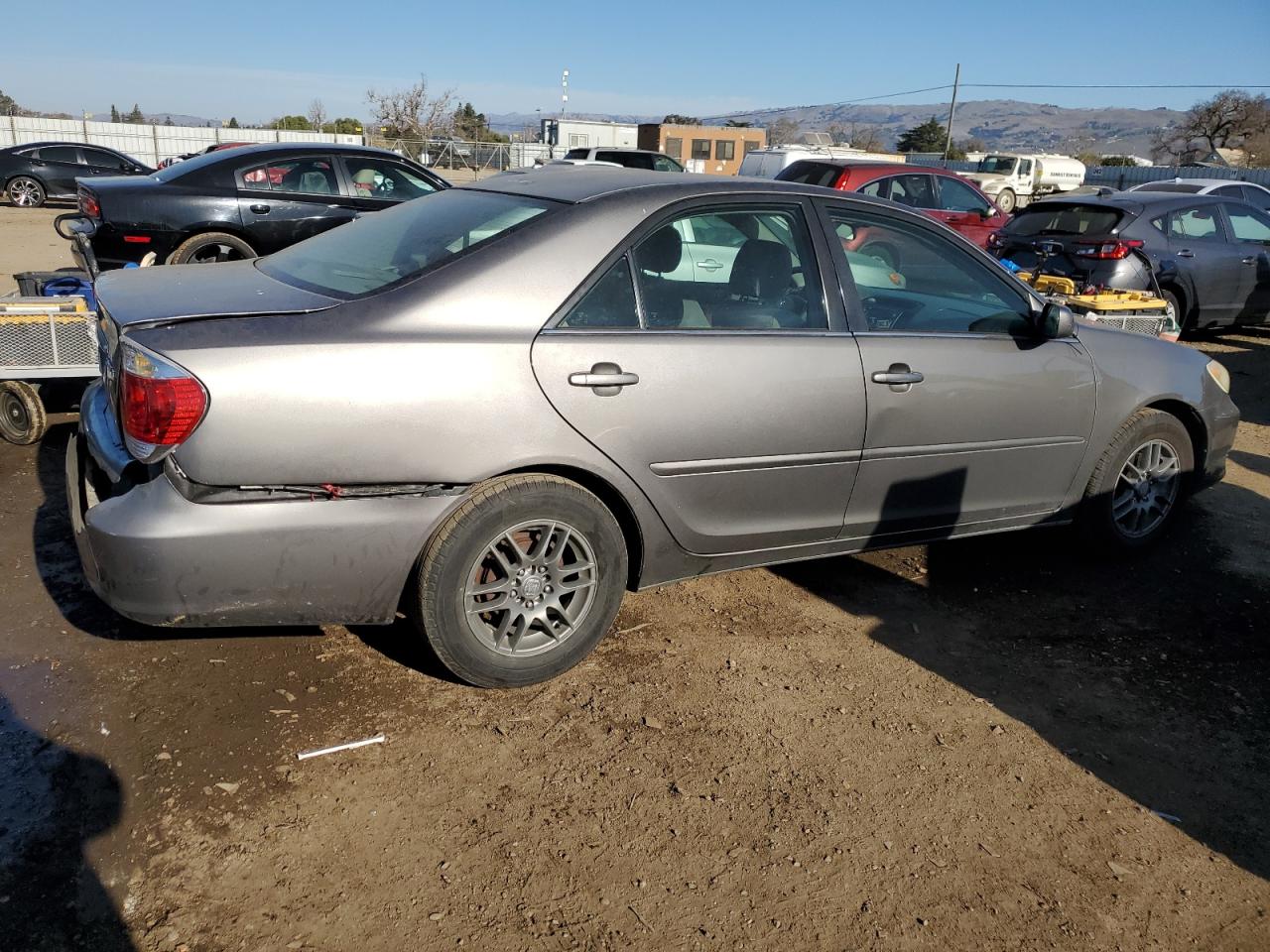 2005 Toyota Camry - Image 3