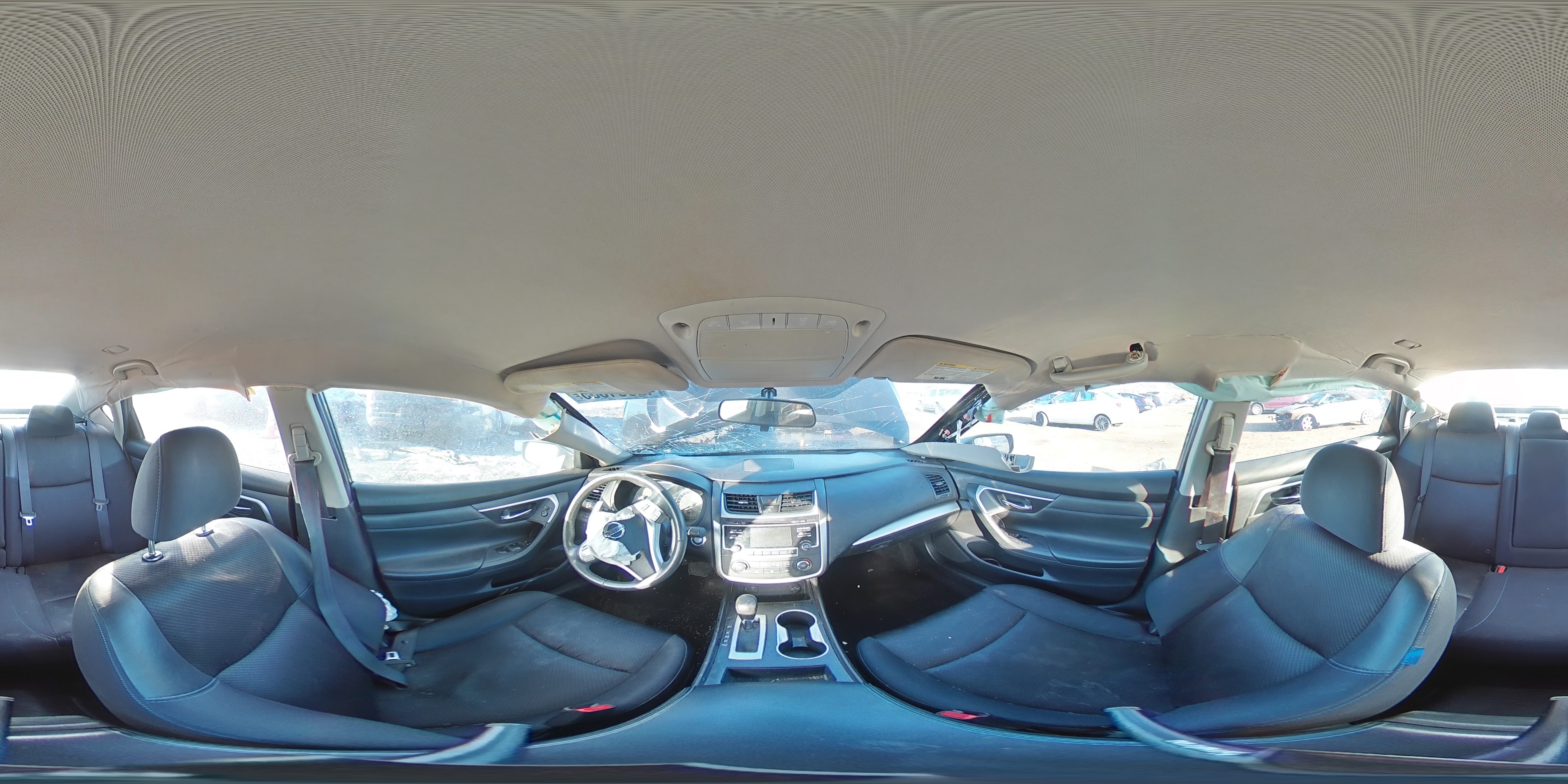 2017 Nissan Altima - Image 12