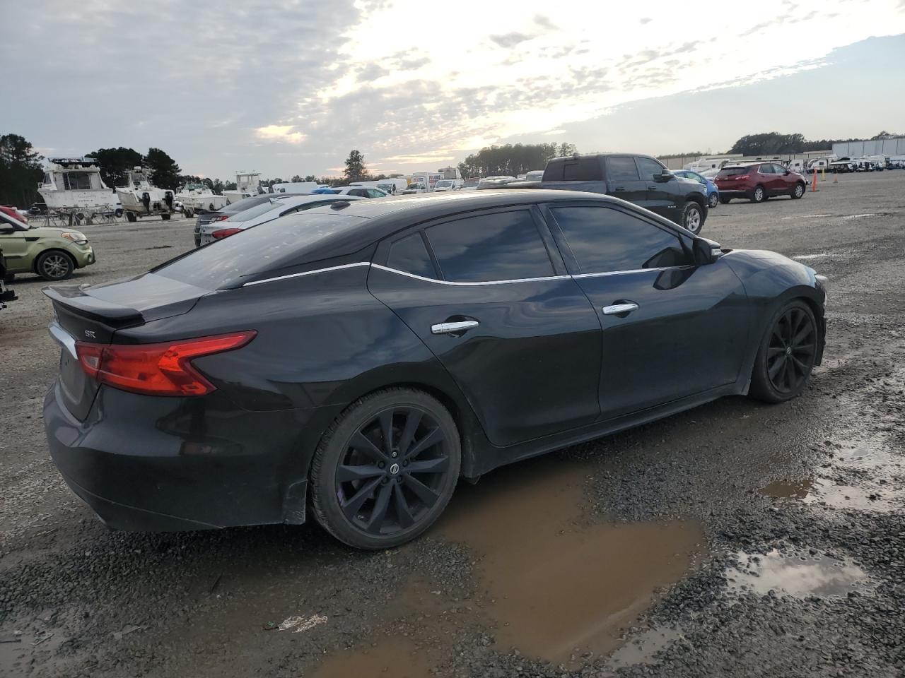 2017 Nissan Maxima - Image 3