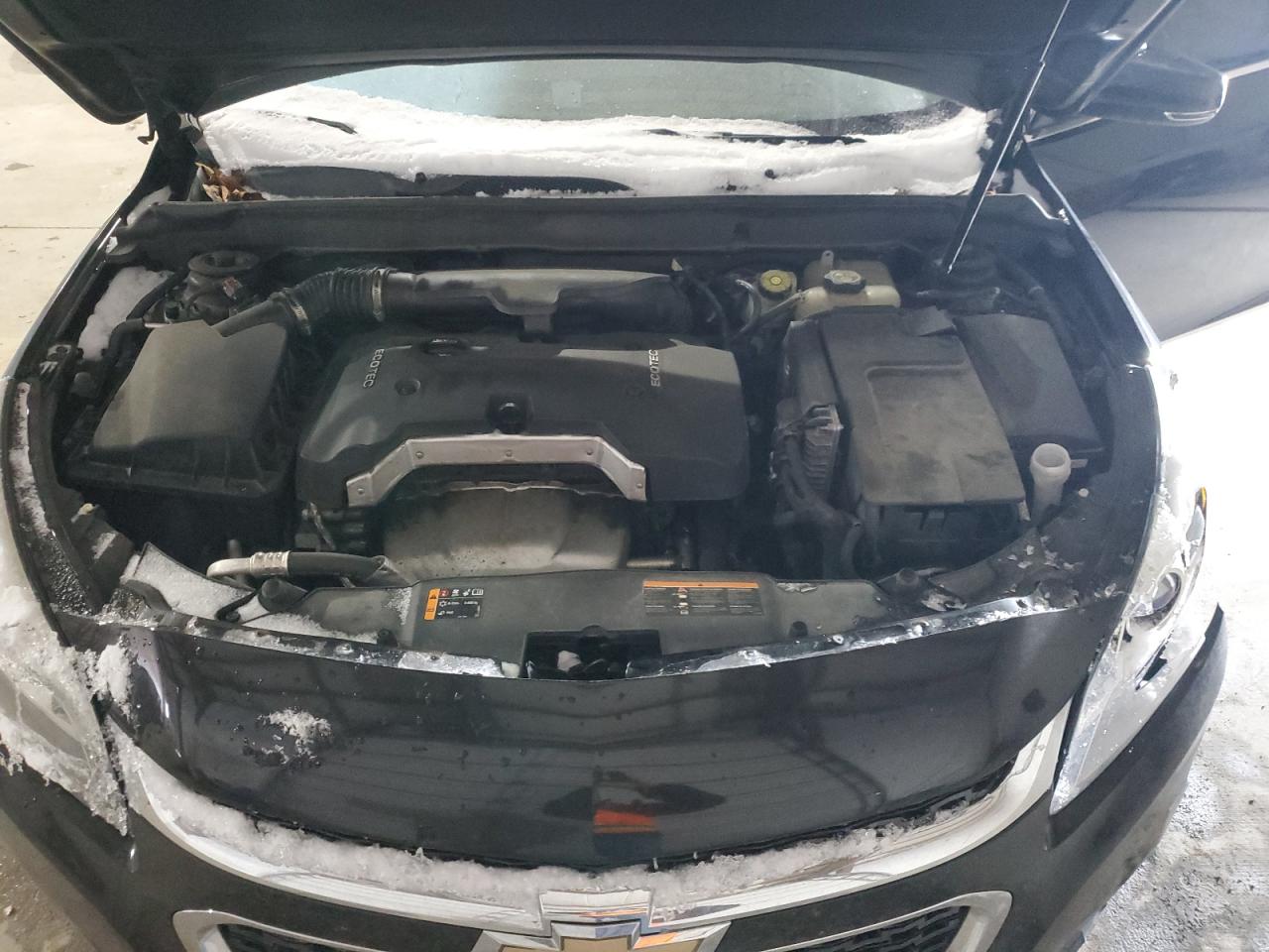 2016 Chevrolet Malibu - Image 12