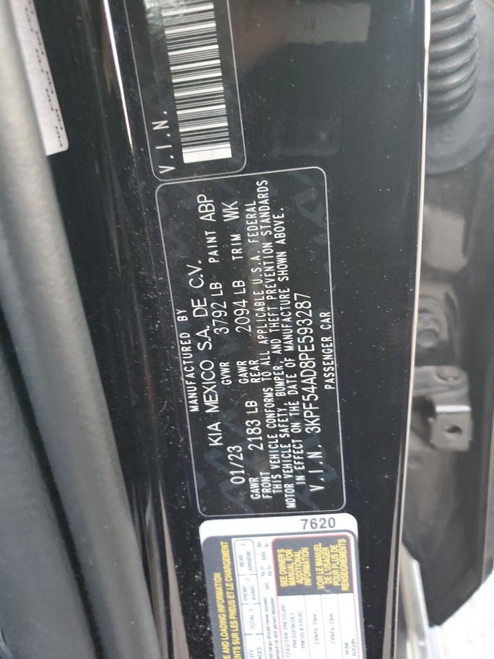 2023 Kia Forte - Image 13