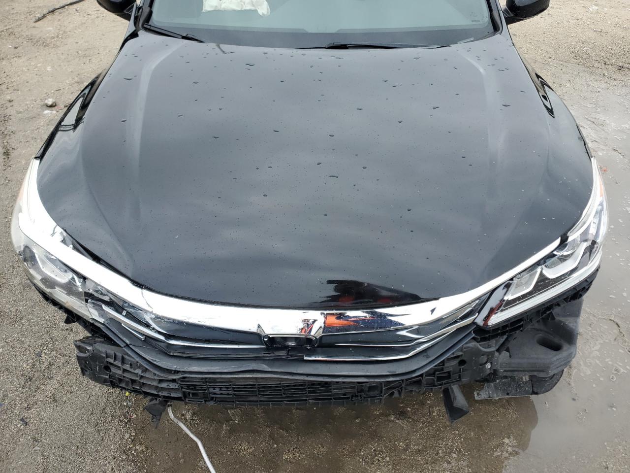 2017 Honda Accord - Image 11