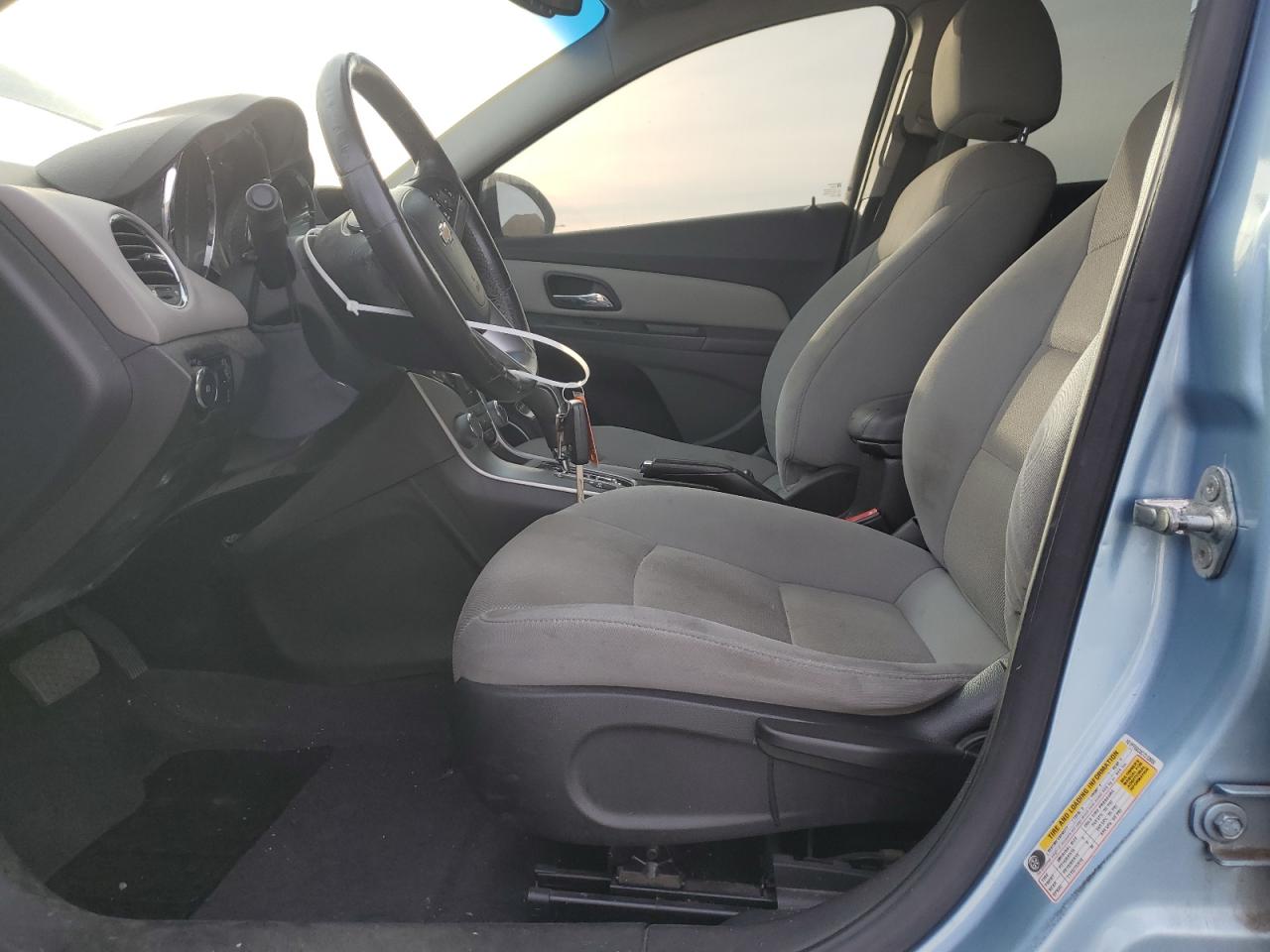 2012 Chevrolet Cruze - Image 7