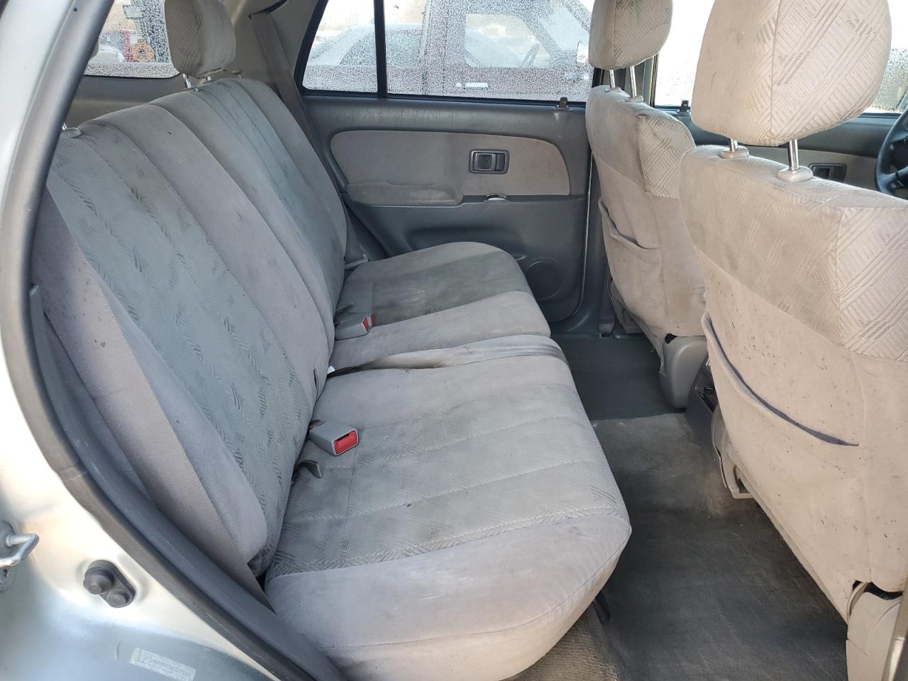 2001 Toyota 4Runner - Image 11