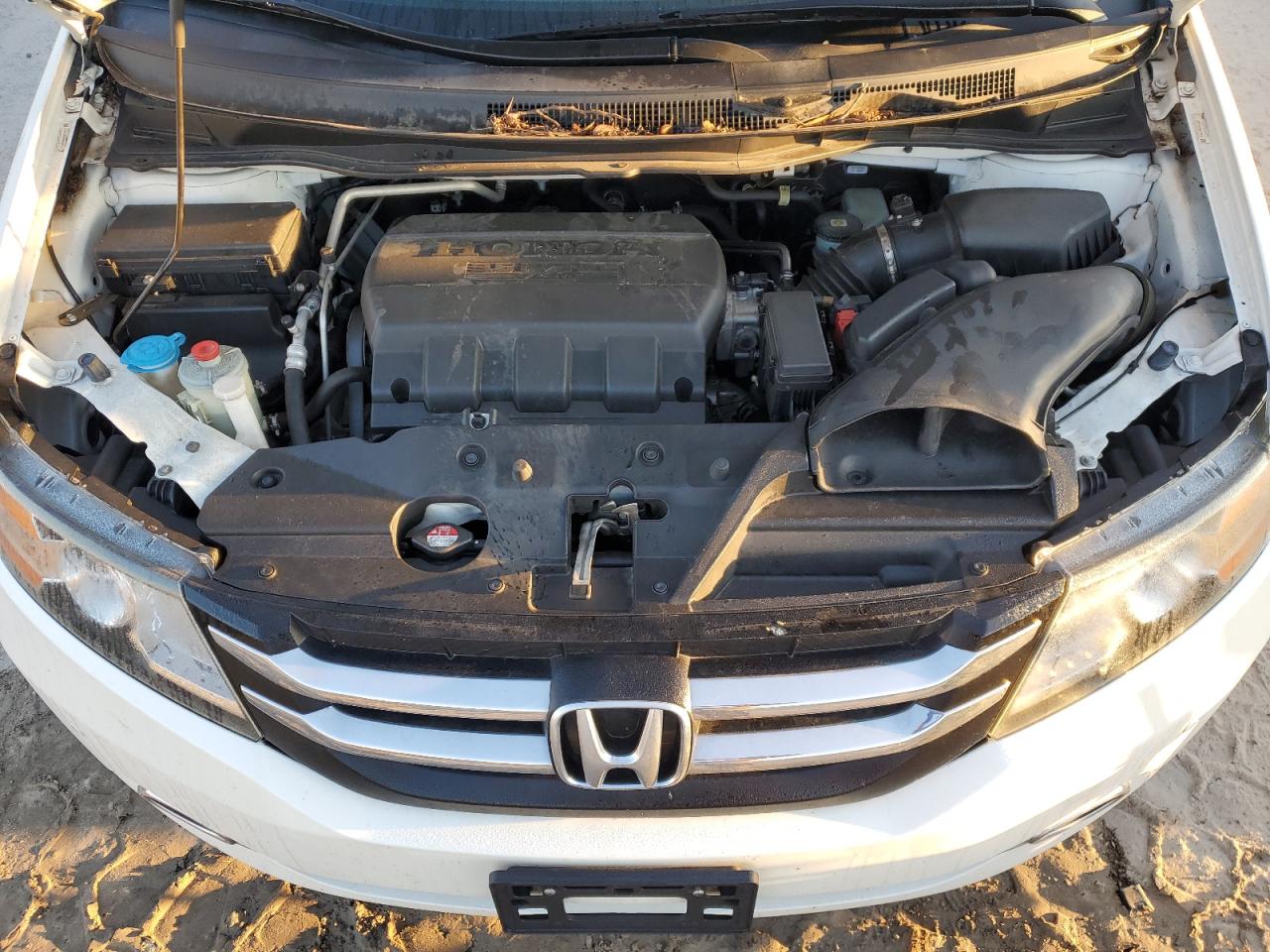 2017 Honda Odyssey - Image 12
