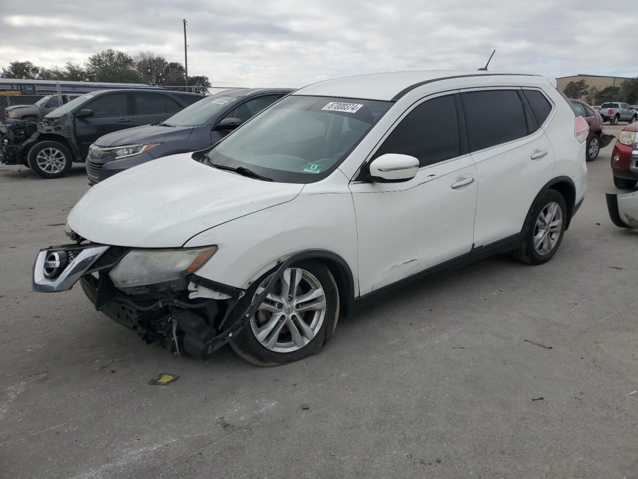 VIN KNMAT2MT2FP573137 2015 NISSAN ROGUE no.1