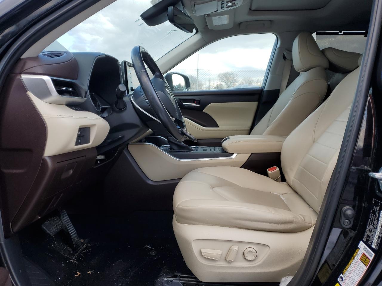 2020 Toyota Highlander - Image 7