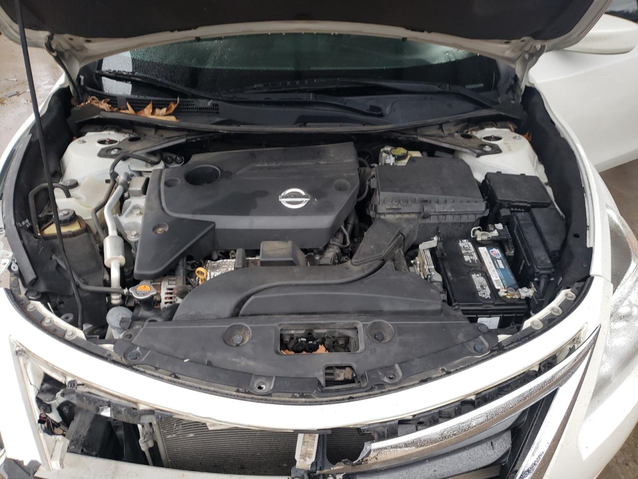 2015 Nissan Altima - Image 11