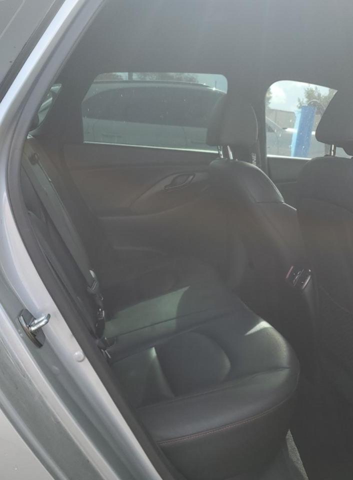 2020 Hyundai Elantra - Image 10