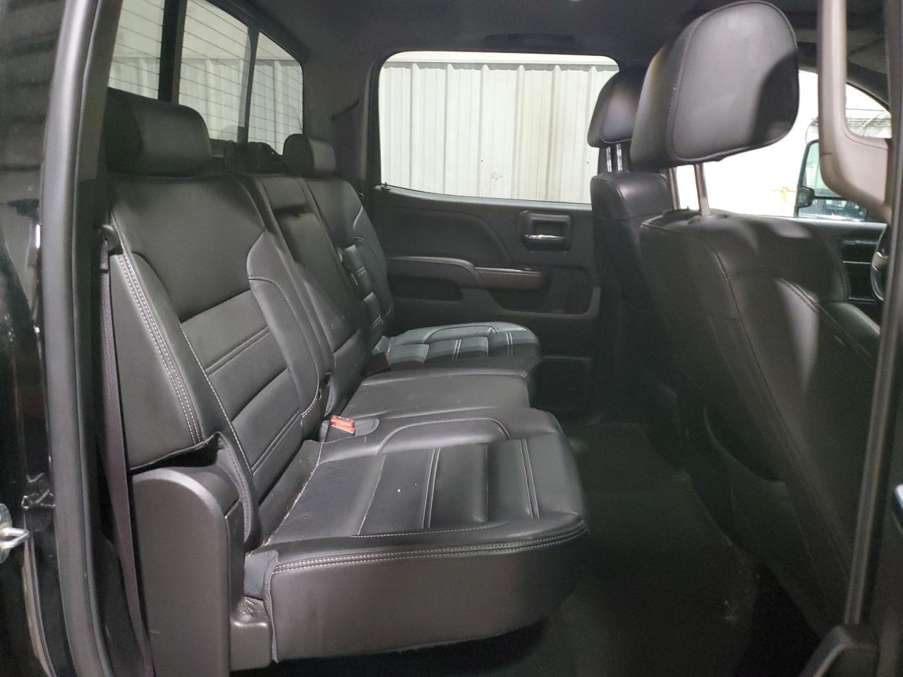 2017 GMC Sierra - Image 10