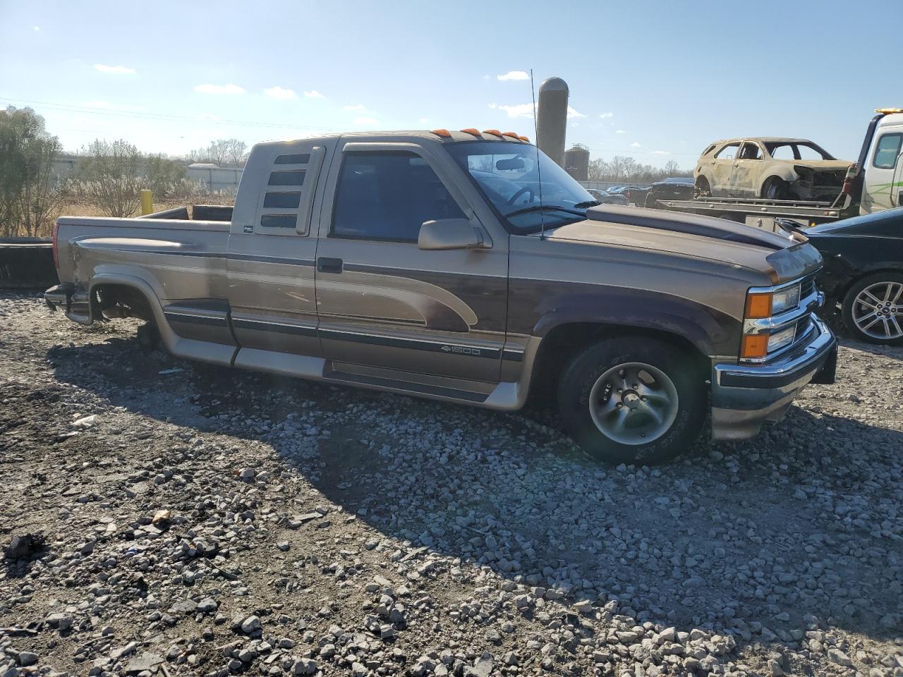 1997 Chevrolet GMT-400 - Image 4
