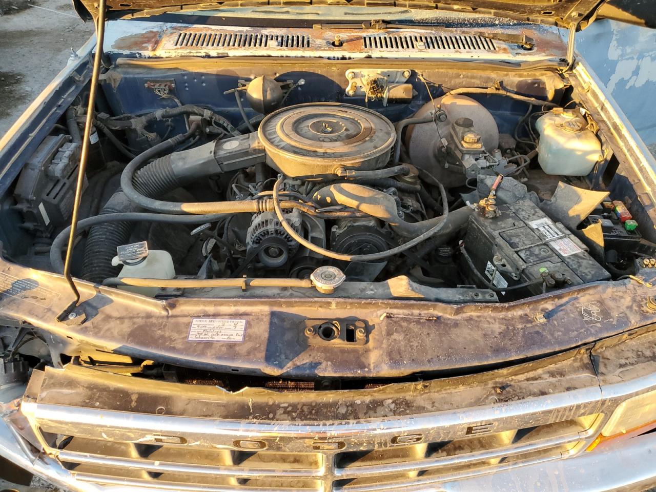 1993 Dodge Dakota - Image 12