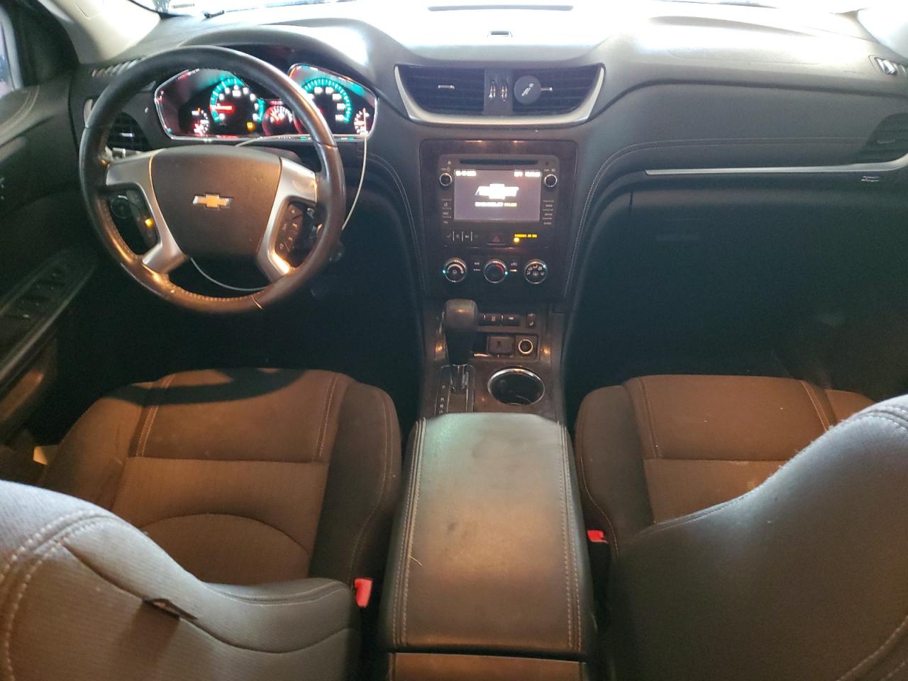 2017 Chevrolet Traverse - Image 8